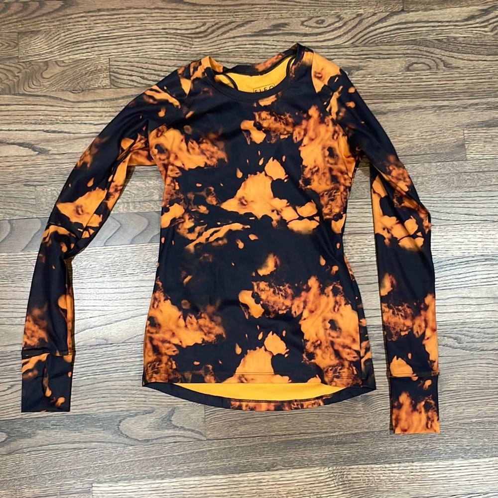 Foundation Long Sleeve Reverse Lava - Fleo- Small